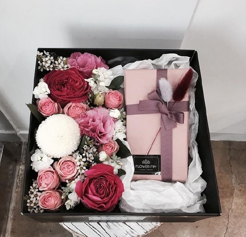 方形盒子花束包装更美 6