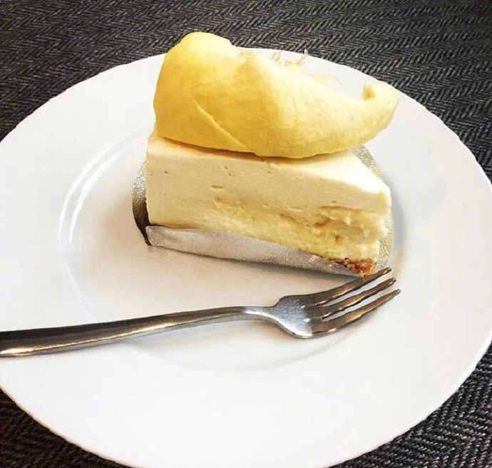 美食图片:Durian cake榴莲芝士蛋糕图片
