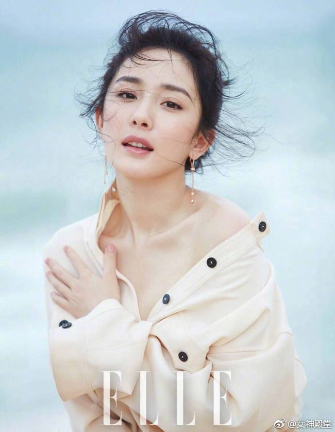 时尚辣妈杨幂性感出镜登EllE封面海边湿身诱惑 3