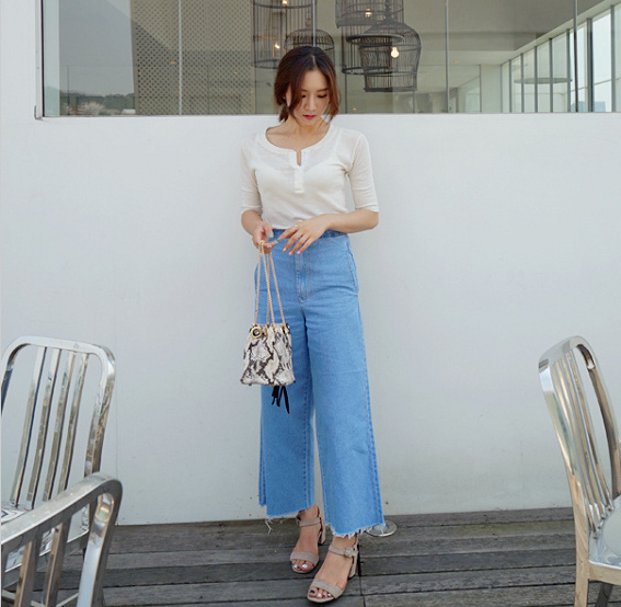 网络美女照片:夏日的清新混搭法 2