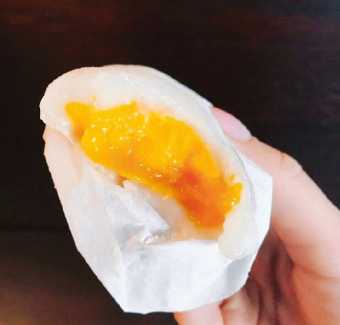 零食小吃图片:芒果糯米糍图片 5