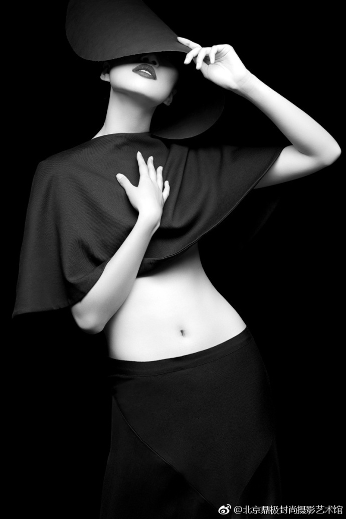 清纯美女复古优雅写真图片 9