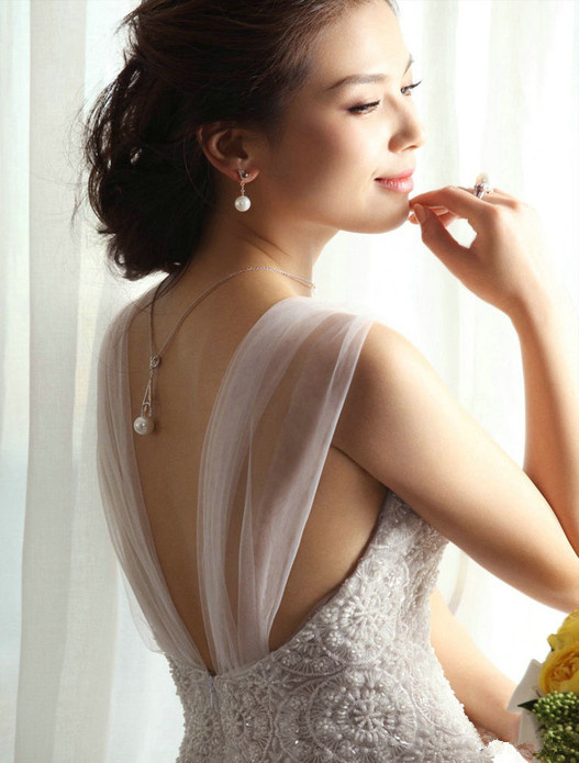 内地女演员刘涛演绎贤妻本色唯美优雅气质写真 4