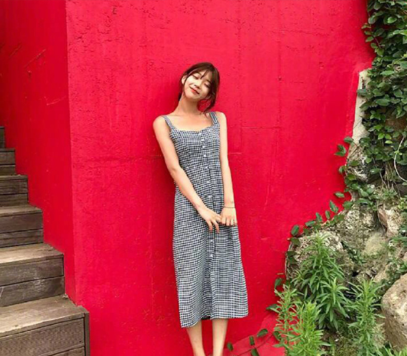 网络美女搭配参考夏日甜美度假风穿搭技巧 4