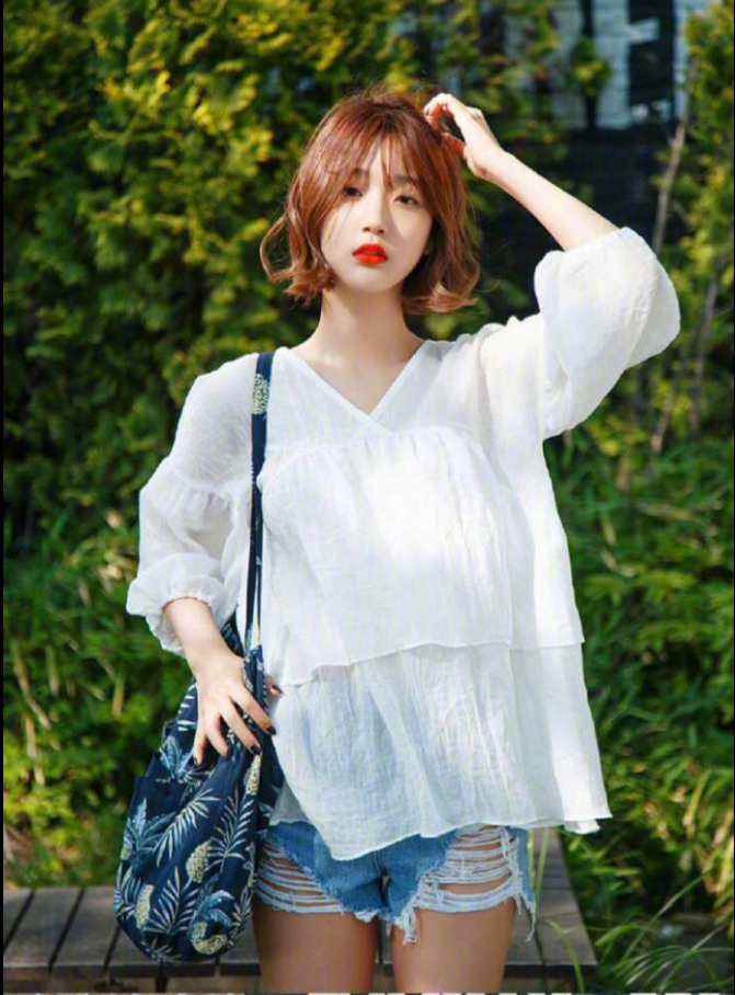 网络美女搭配参考夏日甜美度假风穿搭技巧 5