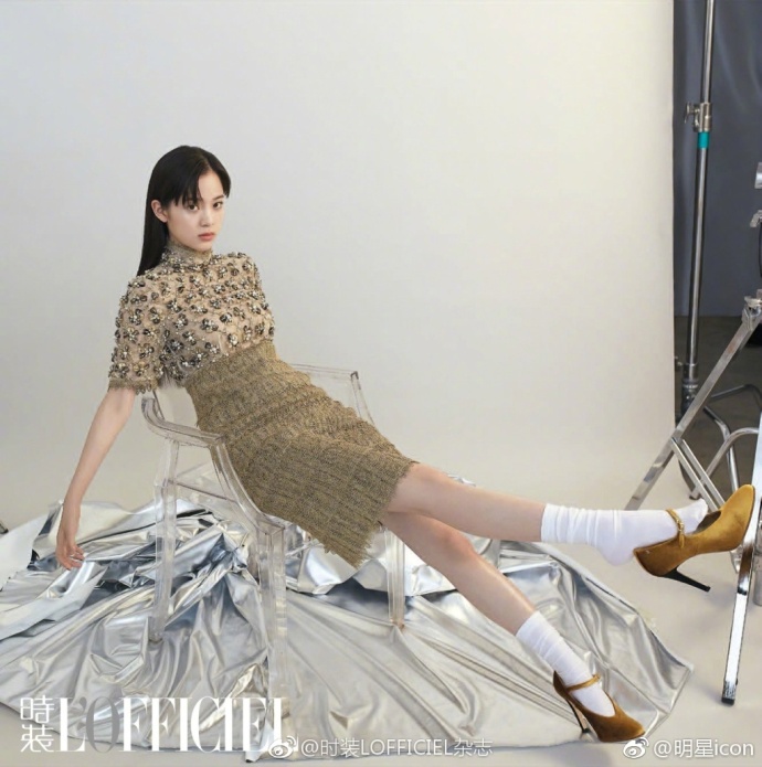 香港星二代清纯美少女欧阳娜娜时尚大片气质写 5
