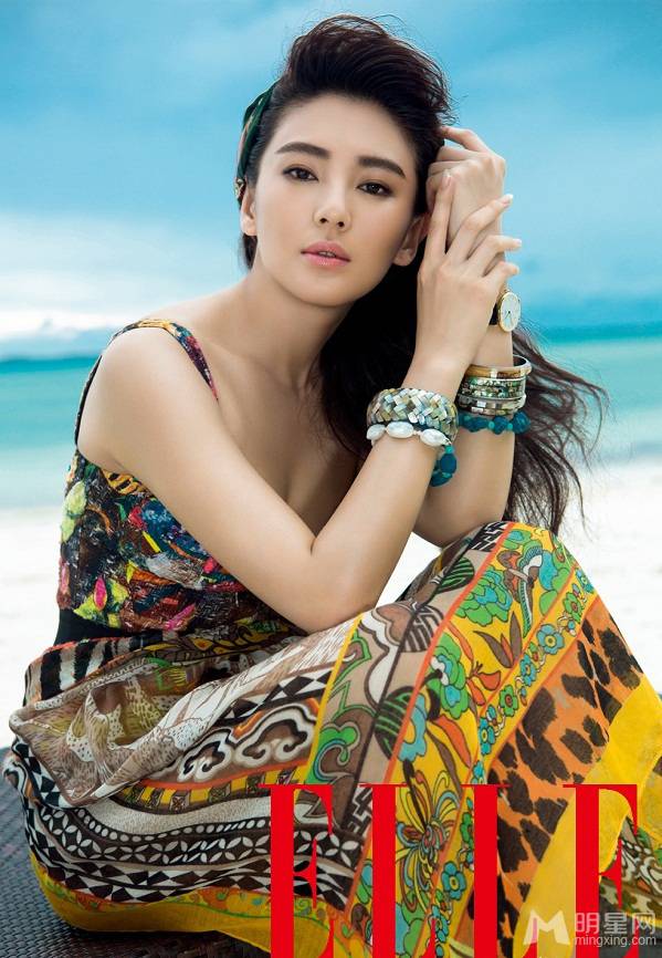 大眼美女明星张雨绮大长腿性感写真吸引眼球 2