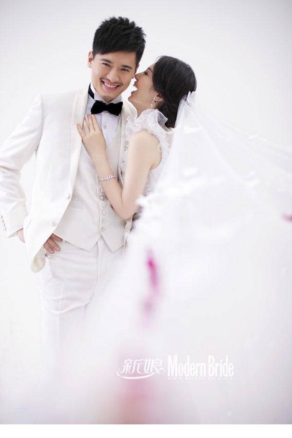 高颜值明星夫妇董璇高云翔婚纱图片 3