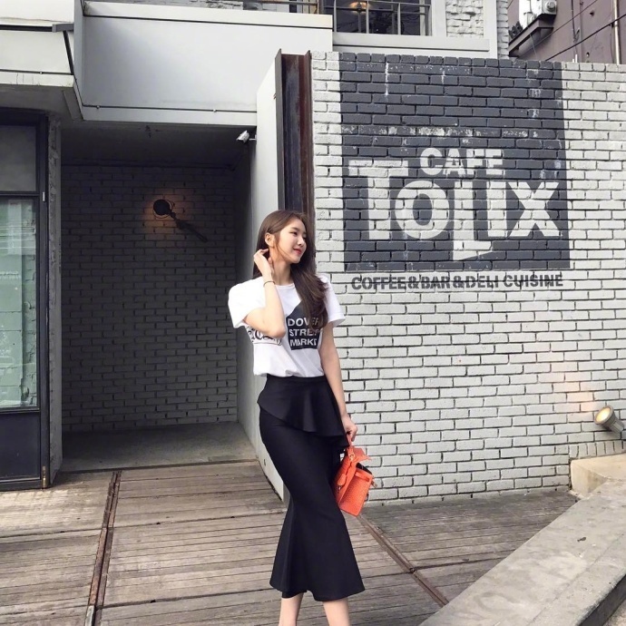 174cm美女穿衣搭配技巧图片_努力活出自己最想要