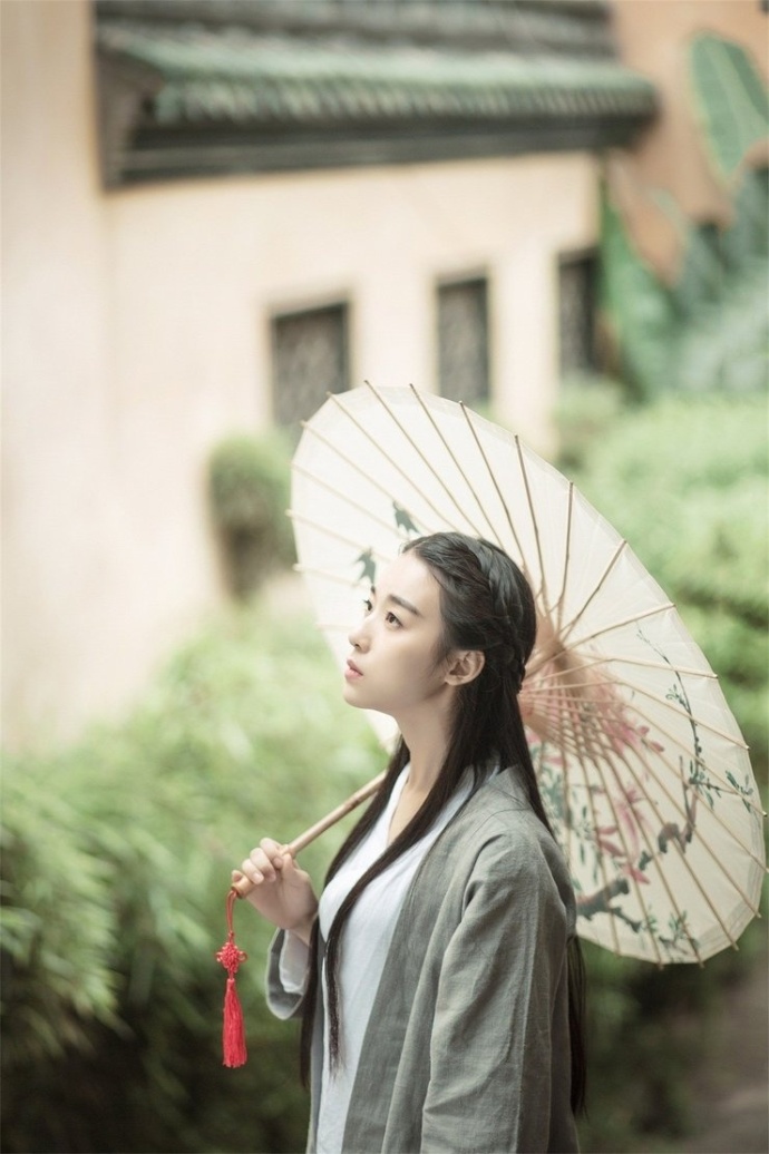 清纯美女重庆大学校花宁心古风写真 6