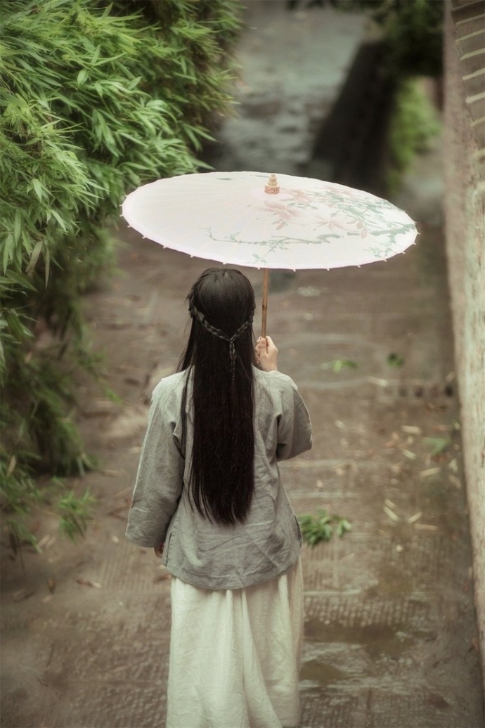 清纯美女重庆大学校花宁心古风写真 8