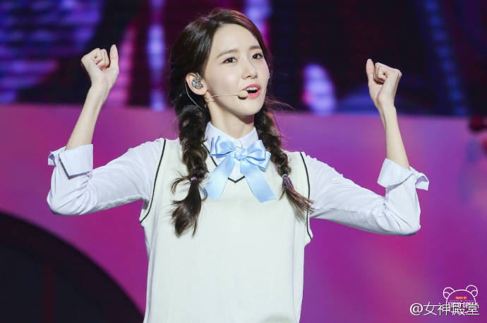 韩国美女明星林允儿小姐姐活泼起来很可爱也很 2