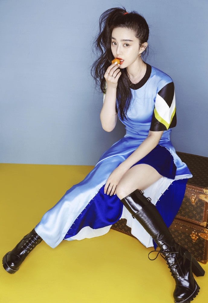 青岛美女明星范冰冰登少见的少女一面丸子头的 5