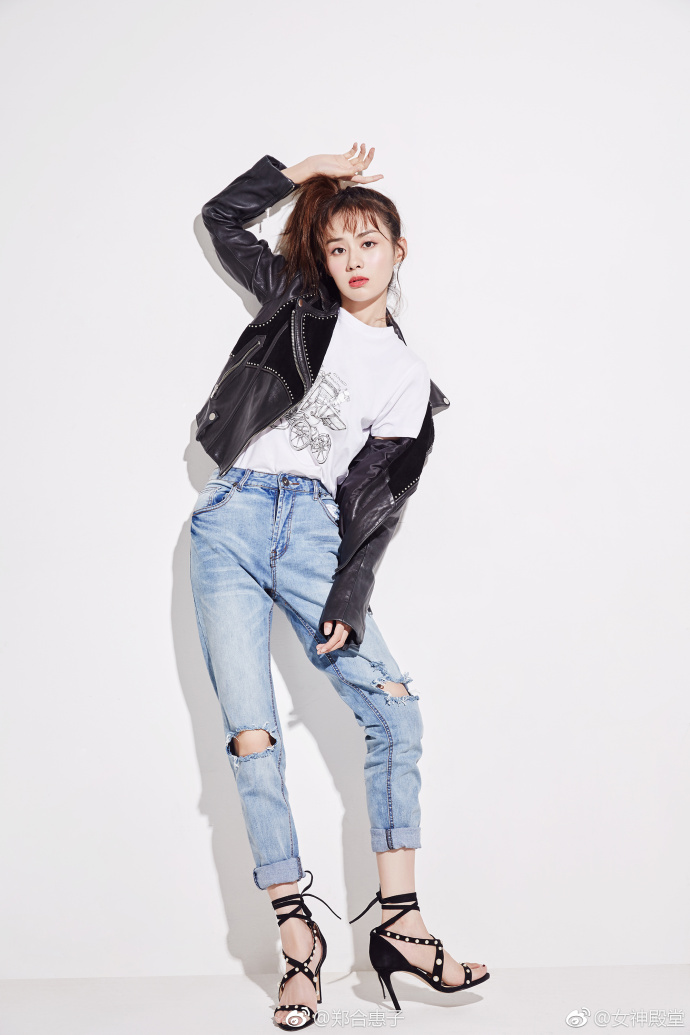 新人小花儿郑合惠子绝美颜值惊艳大美腿 7