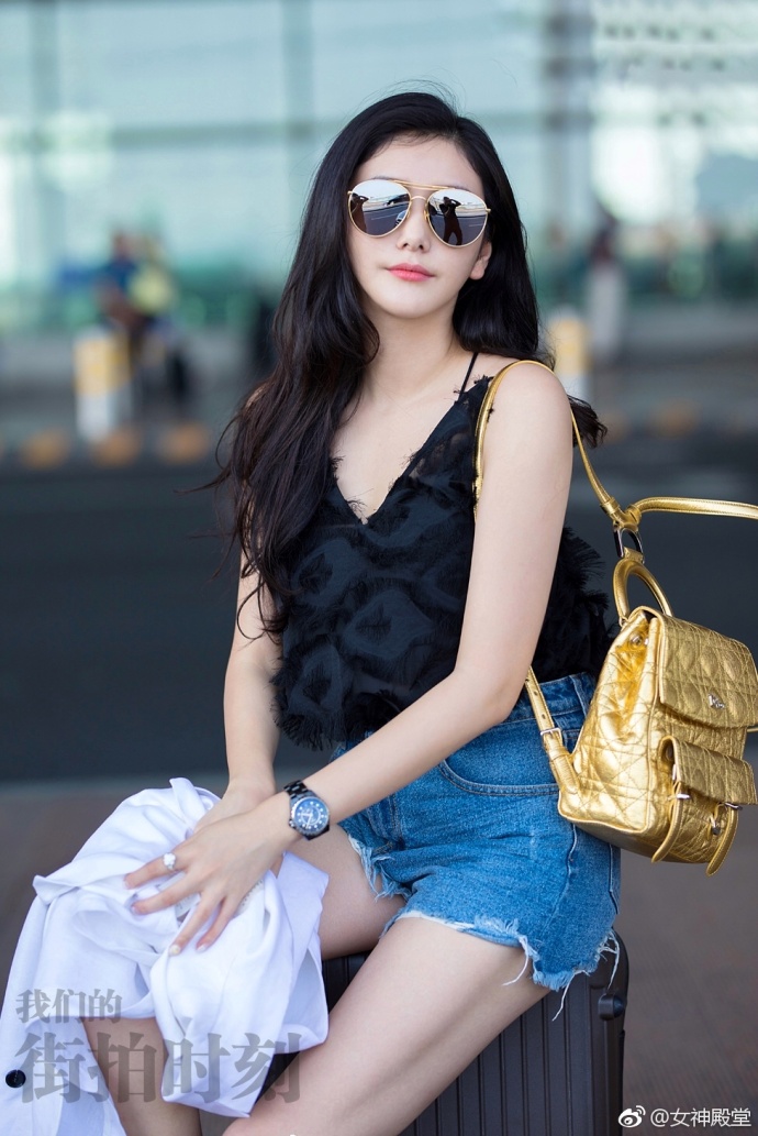 大长腿清纯美女高可儿coco​​​​黑色衣服搭配 3