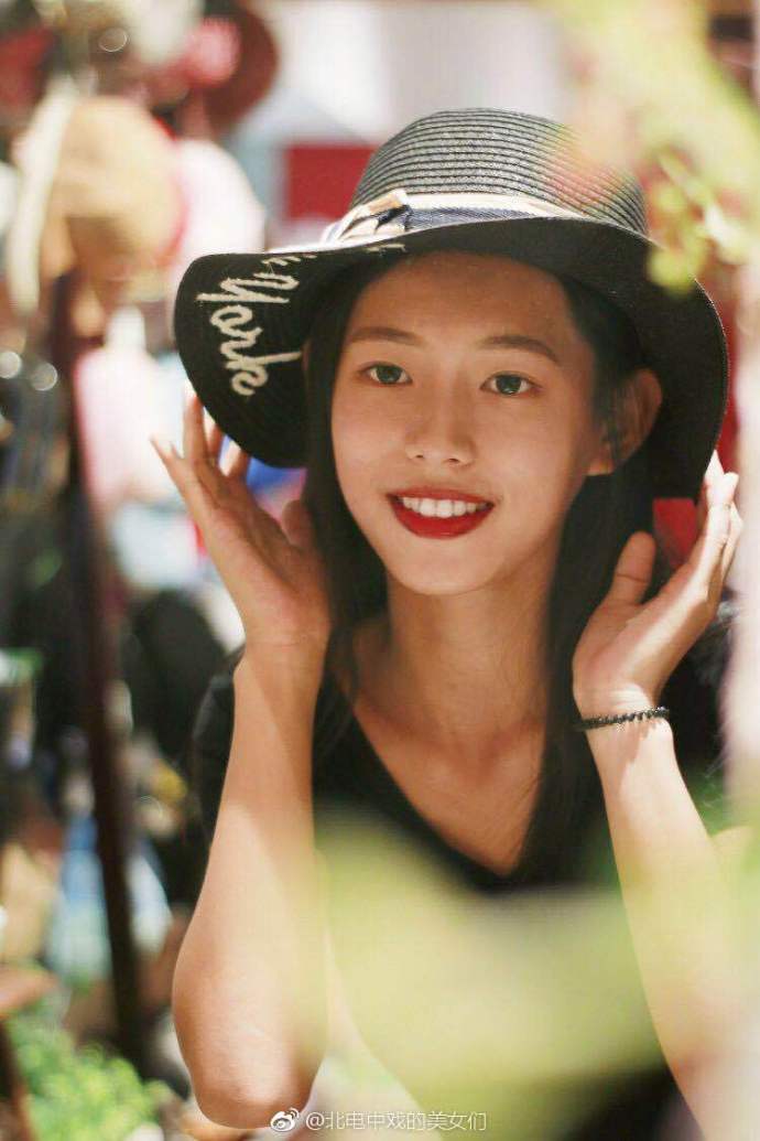 海南海口清纯美女校花陈冰冰00年身高166特长舞蹈 5