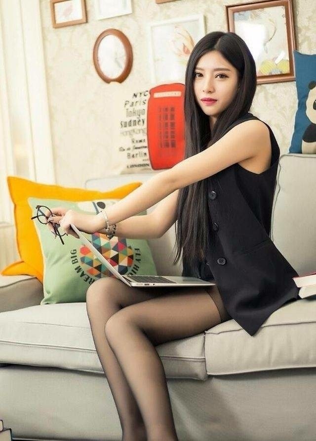 日本超漂亮模特演绎职场性感美女气质图片 5