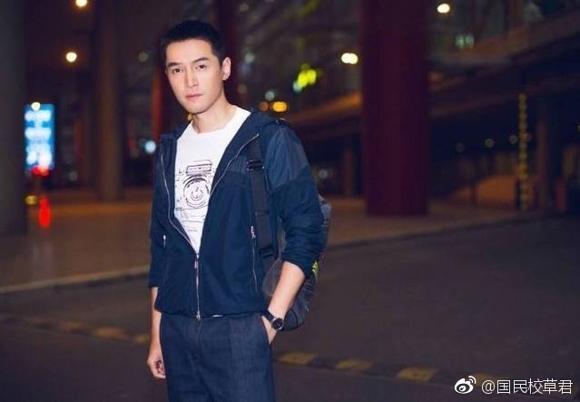 上海男演员明星帅哥胡歌最新街拍刮掉胡子后更 3