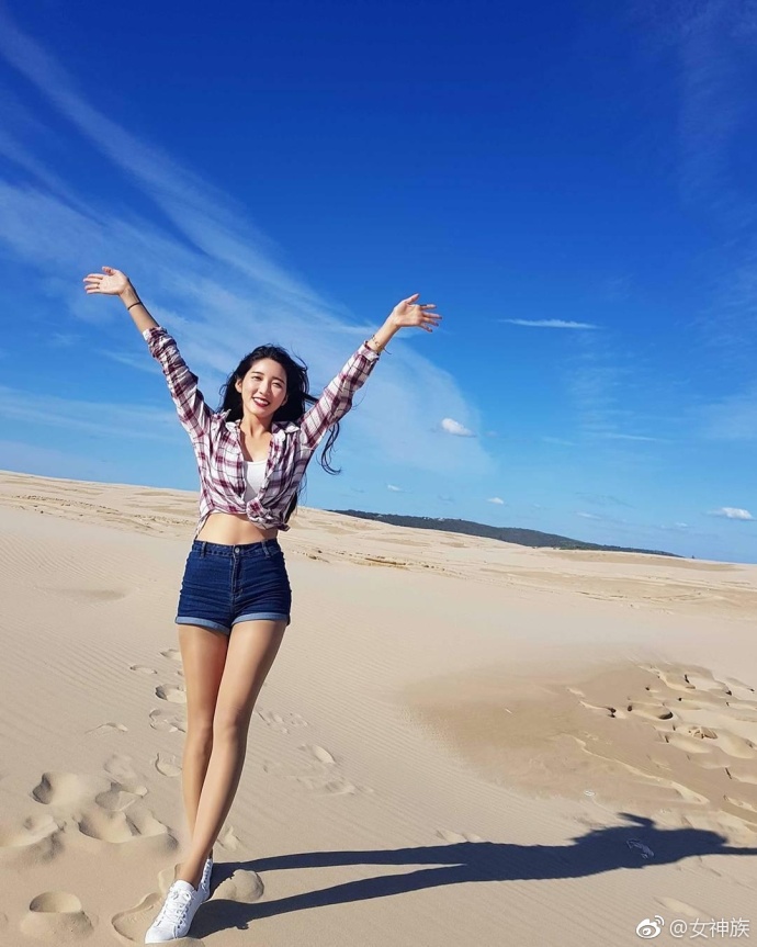 韩国美女正妹Eunbi Cho逆天大美腿图片 3