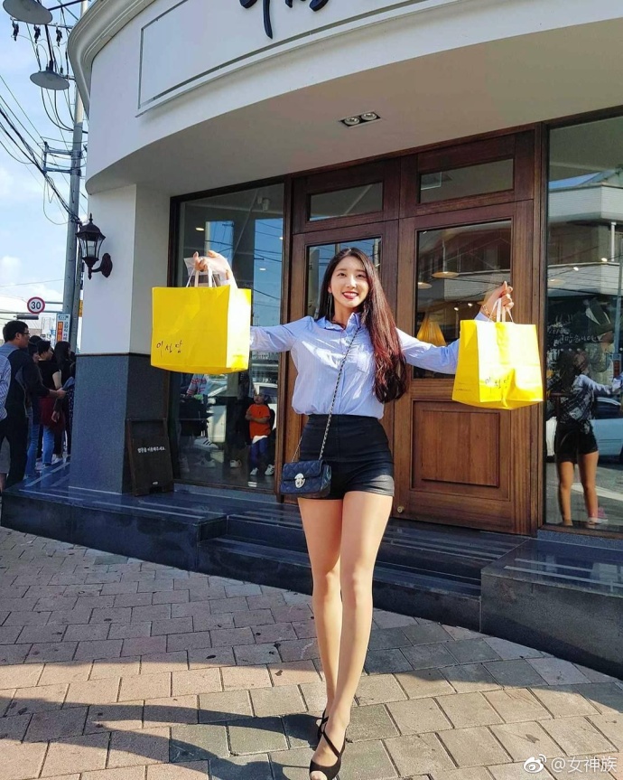 韩国美女正妹Eunbi Cho逆天大美腿图片 7