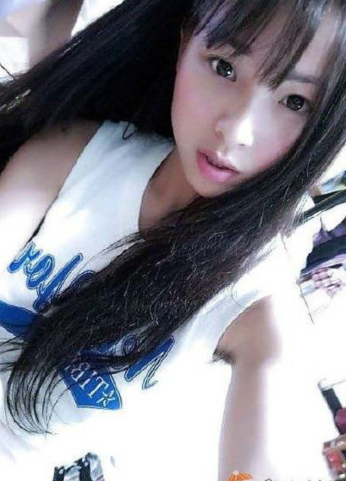 不刮腋毛萌妹子自拍照是怎样的体验 2