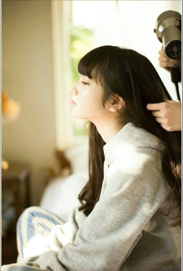 日本美女模特小松菜奈和Emma閨蜜写真 15