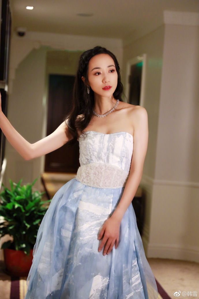 中国女演员韩雪清纯看秀图片 2
