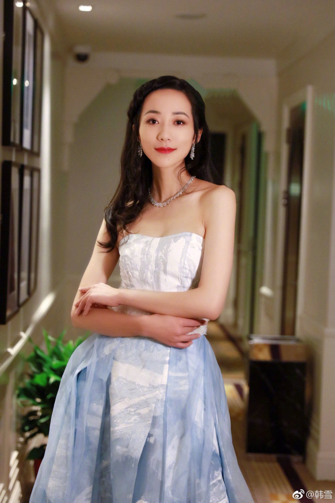 中国女演员韩雪清纯看秀图片 3