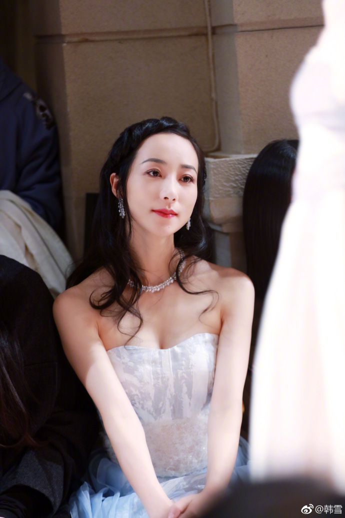 中国女演员韩雪清纯看秀图片 8