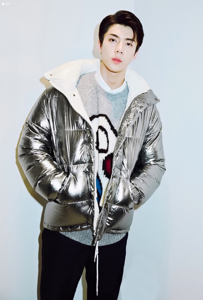 韩国男明星帅哥exo成员吴世勋Look Magazine画报图片 3