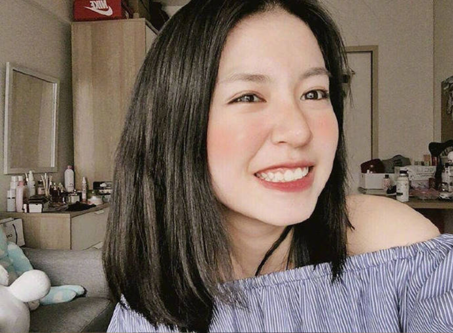 齐肩发的女孩日常自拍照 9