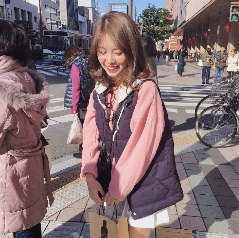 齐肩发的女孩日常自拍照 19