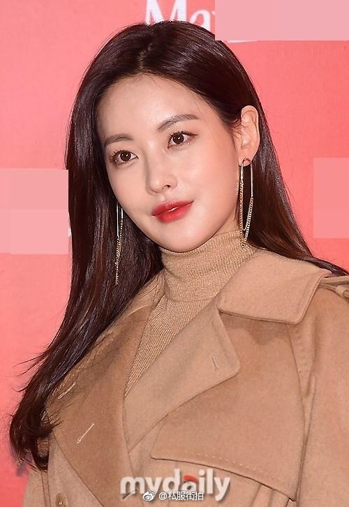 韩国美女明星吴妍书私服街拍首尔出席MaxMara品牌 4