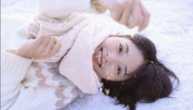 湖南美女明星沈月清纯图片 9