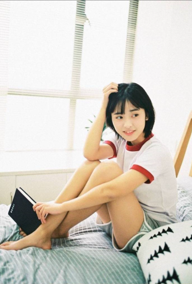 湖南美女明星沈月清纯图片 13