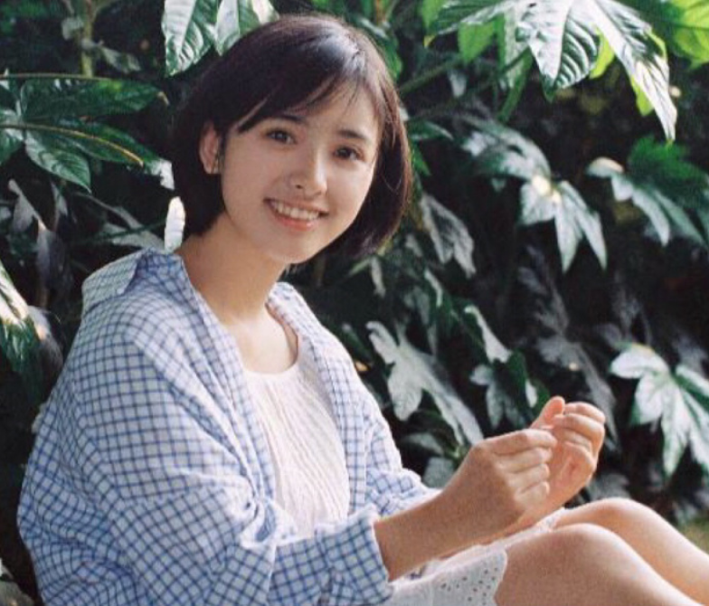 湖南美女明星沈月清纯图片 24