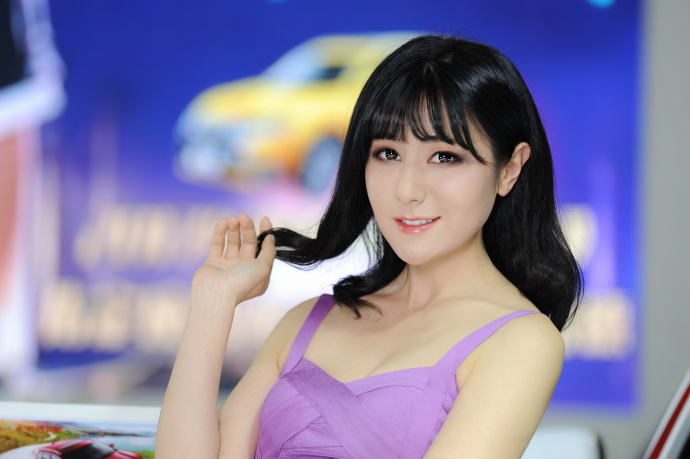 厦门国际车展性感模特周艺聪图片 7