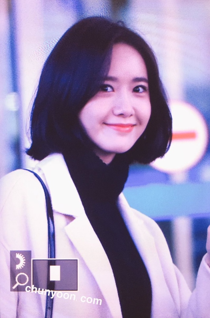 韩国女团少女时代允儿仁川机场前往塞班岛参加 17