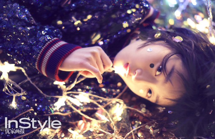 河北美女明星周冬雨化身圣诞小仙女《InStyle优家 9
