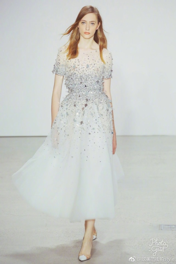 欧美美女超模演绎Oscar de la Renta 2018纽约春夏大秀 3