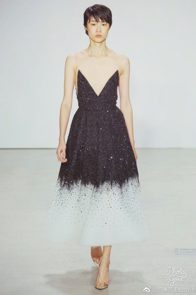 欧美美女超模演绎Oscar de la Renta 2018纽约春夏大秀 4