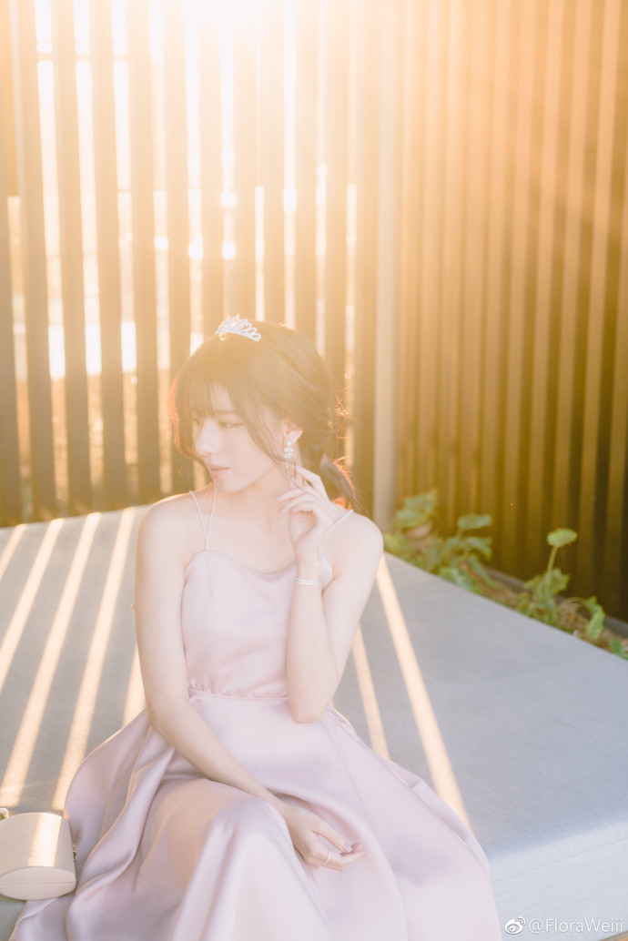 清纯美女彩虹女神图片 4