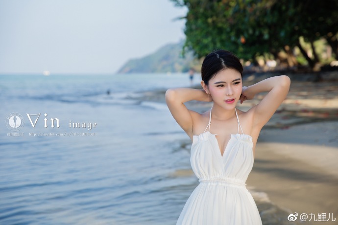 清纯热门美女九鲤儿海边唯美写真 4