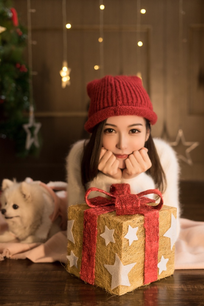 清纯美女小玥玥 ​​​​2017年末最爱女神圣诞写 2
