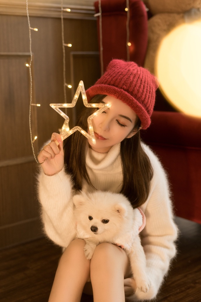 清纯美女小玥玥 ​​​​2017年末最爱女神圣诞写 3