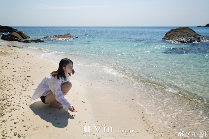 热门美女九鲤儿海边沙滩性感写真 7
