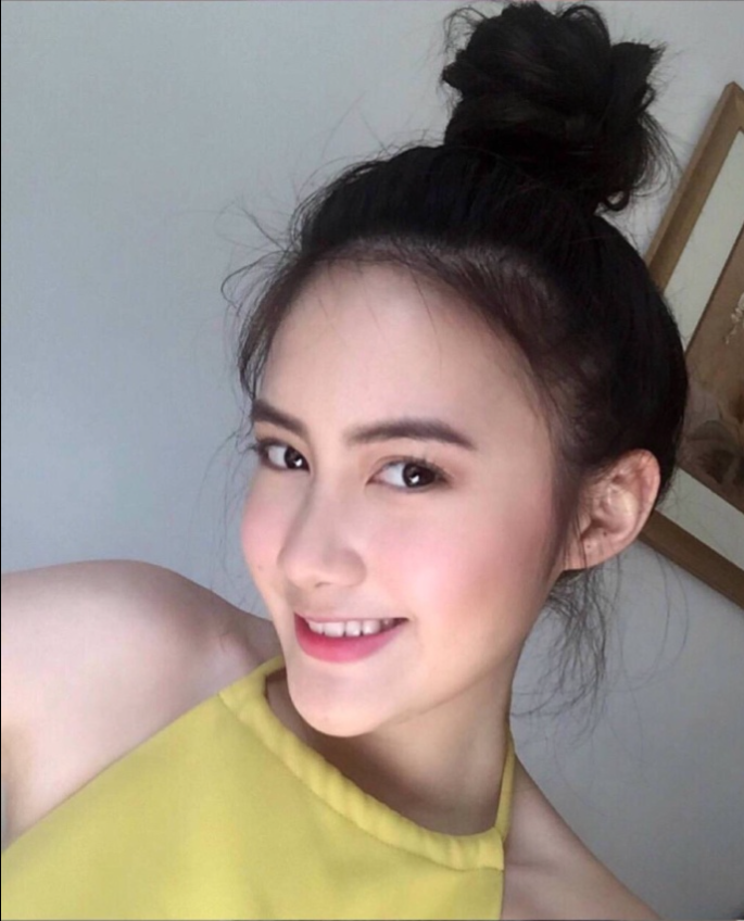 很有气质的越南美女图片_清纯美女身材也超棒 8