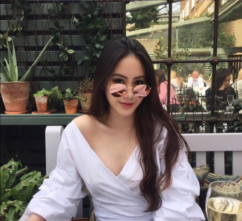 很有气质的越南美女图片_清纯美女身材也超棒 19
