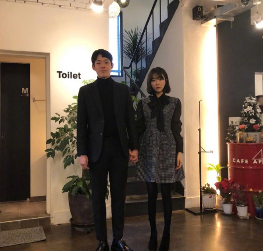 秋冬时尚情侣装穿衣搭配技巧 3