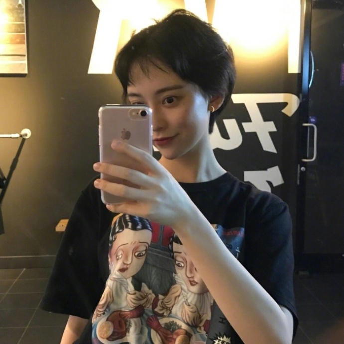 软萌妹子自拍照 9